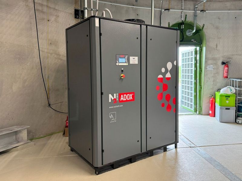 Das Herzstück der „Isolcell N2 ORS“ Brandvermeidungsanlage: Der  VPSA „Adox“ Generator sorgt im Rechenzentrum der Windenergie-Anlage für eine  brandsichere Atmosphäre. (Bild: Wichmann ATB GmbH & Co. KG)