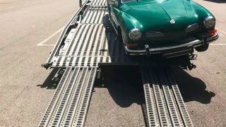 Der Leitfaden zum Bergen und Transportieren historischer Fahrzeuge richtet sich sowohl an Profis als auch an Liebhaber. (Autosan Classic)