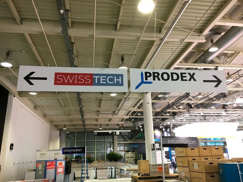 Swisstech à gauche et Prodex à droite, sans connotation politique évidemment. (JR Gonthier)
