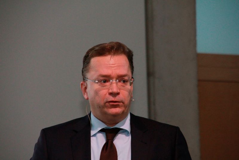  „Von den vier heutigen Trennverfahren Bandsägen, Scherschneiden, Kreissägen und Laserbearbeiten werden sich in den nächsten Jahren zwei herauskristallisieren: Kaltkreissägen und Rohrlasern“, erwartet Thomas Berg, geschäftsführender Gesellschafter von RSA Cutting Systems. (Bild: Itasse)