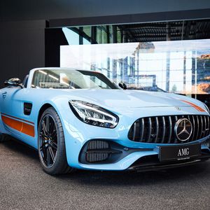 Auch besondere Fahrzeuge lassen sich hier gut präsentieren.(Walter Burmester GmbH / Medienkapitän UG)