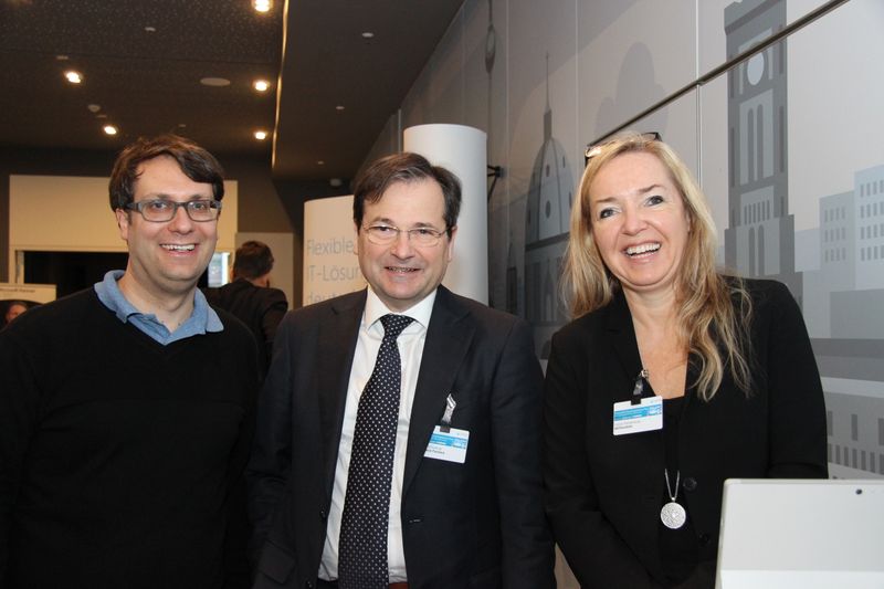 Heiß diskutiert wurde zum Abschluss mit den Experten in den Worldcafés. (Akademie)