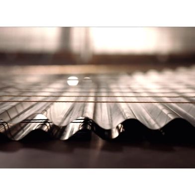 ZeroCoreVac-Paneele basieren auf dem bewährten Funktionsprinzip
der Thermoskanne – aber flach. Sie reduzieren die Dämmstärke um bis zu 70 % und senken
den Energiebedarf um bis zu 60 %. (Bild: V21 GmbH)