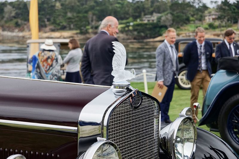 Ein Delage D8C mit Lalique Rooster Car Mascot. (Matthias Knödler/gtspirit.de)