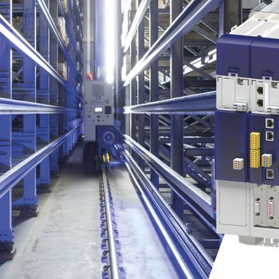 lenze-powerful-servo-technology-i950-20multi-20drive-3508x1973v1 (Bild: Lenze)