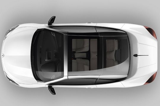 Das Panoramadach ist großzügig verglast und öffnet sich dank des serienmäßigen elektrohydraulischen Mechanismus in 21 Sekunden. (Archiv: Vogel Business Media)