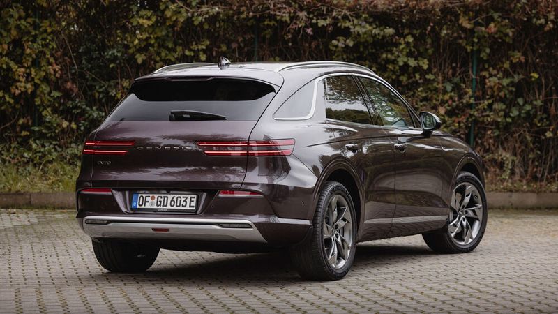 Der Mittelklasse-SUV ist 4,72 Meter lang. (Bild: Genesis)