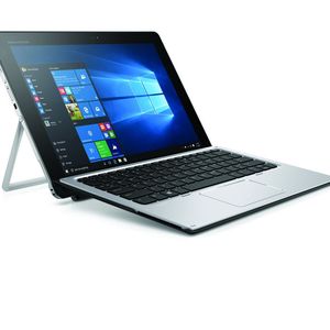 Der 12-Zoll-2-in-1-Rechner HP Elite x2 ist die Business-Variante des Spectre x2. Im Unterschied zu diesem nutzt HP beim Elite x2 die vPro-Variante des Core-M-Prozessors. Ein besonderes Ausstattungsmerkmal ist die superschnelle Thunderbolt-3-Schnittstelle.