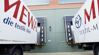 Sicherheit bei der Verladung ist bei Mewa wichtig, deshalb entschied sich das Unternehmen für die Dock Control von Hörmann.  (Bild: Mewa/Hörmann)