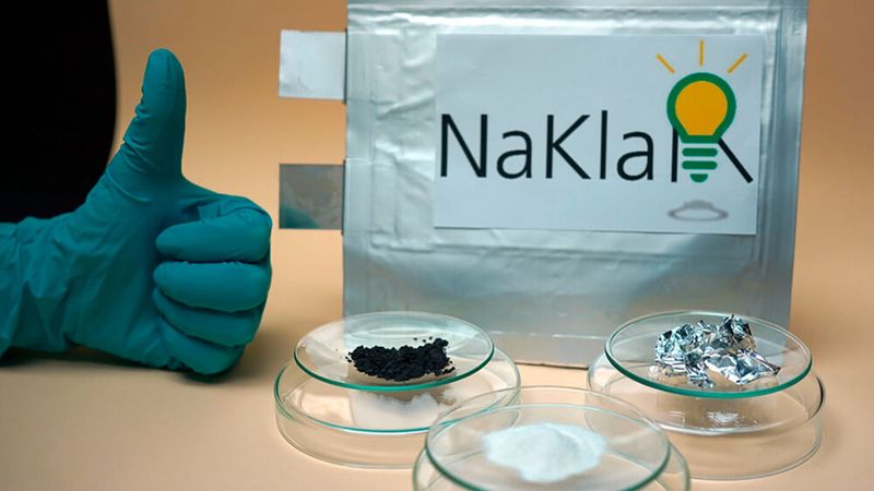 Am Verbundprojekt „NaKlaR“ sind neben der Universität Würzburg das Karlsruher Institut für Technologie, das Helmholtz-Institut Ulm, das Fraunhofer-Institut für Silicatforschung ISC Würzburg und das F&E Zentrum Elektromobilität Bayern beteiligt.(Bild:  Fraunhofer ISC Würzburg)