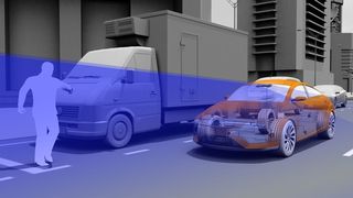 Die Stereokamera erkennt Fußgänger, die beispielsweise seitlich und halb verdeckt auf die Straße treten zuverlässig und kann im Notfall eine Bremsung einleiten.  (Bild: Continental)