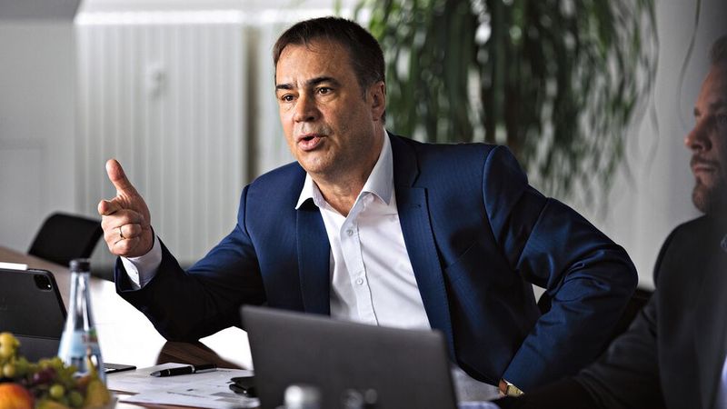 Albrecht Wollensak: „Der Trend zur Konsolidierung im Autohandel lässt sich nicht aufhalten. Also gehen wir ihn als Gruppe mit.“(Bild:  Alphartis)