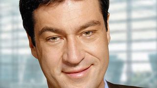 Dr. Markus Söder zur Entwicklung der NürnbergMesse: „Das Team um Geschäftsführer Bernd A. Diederichs hat die NürnbergMesse in den vergangenen zehn Jahren zur am schnellsten wachsenden Messegesellschaft in Europa gemacht. Doch die Aufholjagd ist noch lange nicht zu Ende.“ (Archiv: Vogel Business Media)