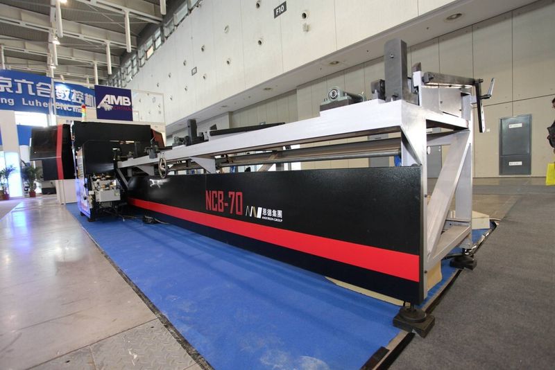 Offenbar bot die Messe auch Platz für große Maschinen. (Bild: AMB China)