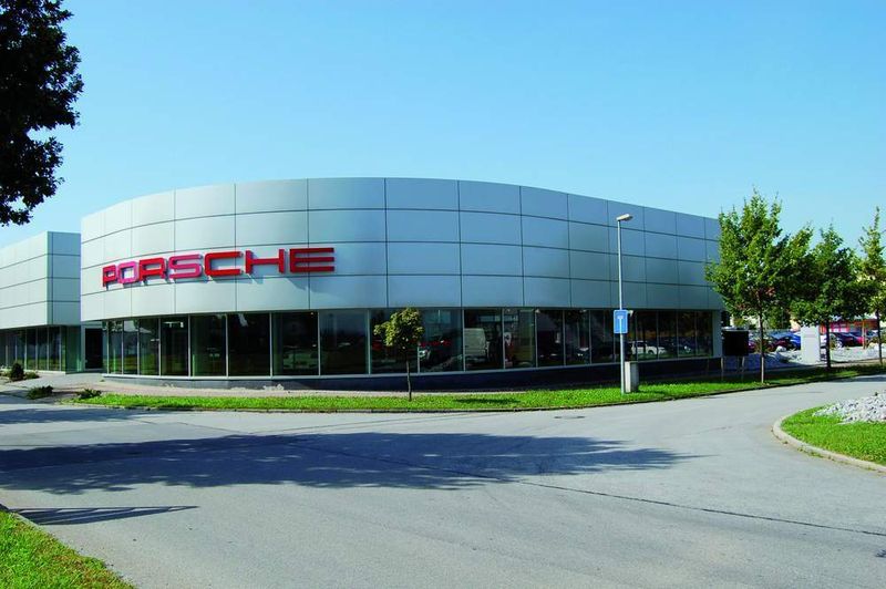 Das AVP-Porsche-Zentrum in Plattling (Archiv: Vogel Business Media)