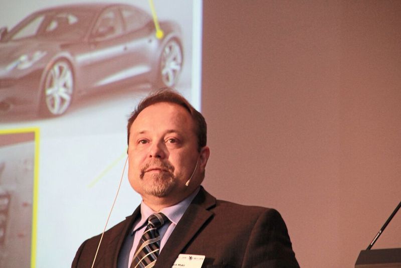 „Der Prozess von Amino erlaubt größere Ziehtiefen oder kompliziertere Geometrien als ein konventioneller Tiefziehprozess“, erläuterte Trent Maki, President Amino North America. (Itasse)