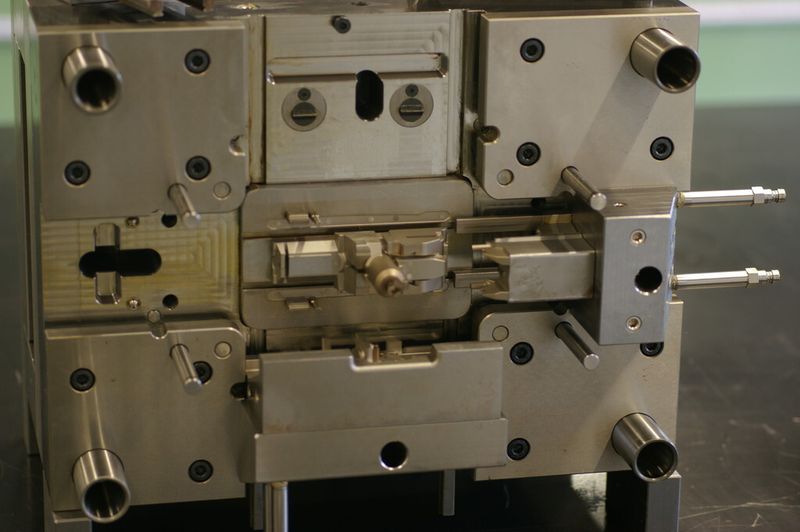 Plastechnik AG, le spécialiste de l'élaboration, conception et production de pièces en matière synthétique et plastique technique. (Image: MSM / JR Gonthier)