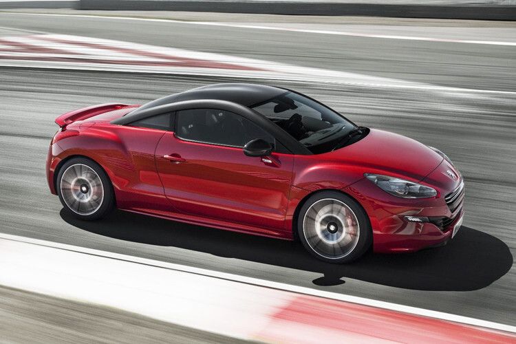 Nie zuvor in der Markengeschichte gab es einen stärkeren und schnelleren Peugeot als den RCZ R. Befeuert wird das viersitzige Coupé von einem 199 kW/270 PS starken 1,6-Liter-Vierzylindermotor. (Foto: Peugeot)