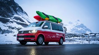 Der Camper VW California T6.1 macht mit Abstand den größten Teil der Vermietflotte des Münchner Unternehmens aus. (Roadsurfer)