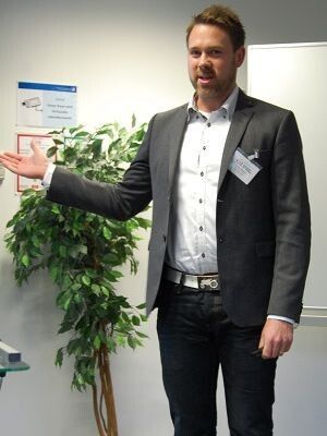 Jonas Olsson von Texas Instruments zeigte einsatzreife Beleuchtungslösungen auf der Basis von IoT-Techniken auf. Insbesondere das Kommunikationsprotokoll 6LoWPAN bilde hierfür eine vielversprechende Grundlage. (Johann Wiesböck/EP)