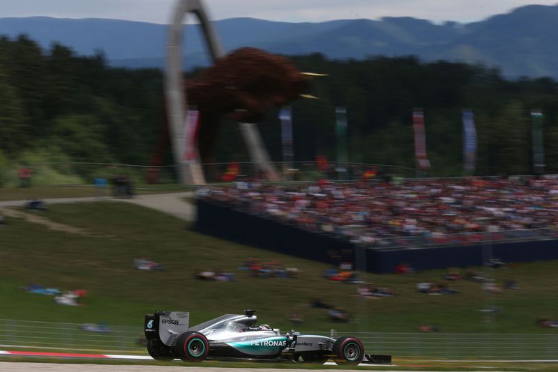 Rückblick auf eine erfolgreiche Formel-1-Saison für Mercedes AMG Petronas und EBM-Papst. (Bild: Daimler)