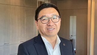 Hui Zhang ist Vice President Europe und Managing Director von Nio. Im Interview erläutert er, wie der Marktstart in der Praxis aussieht. (Bild: Grimm – »kfz-betrieb«)