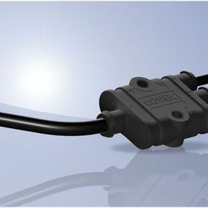 Mit dem neuen Verteilersystem bietet Conec eine flexible Möglichkeit, umspritzte Abzweige/Abgänge in elektrische Verbindungsleitungen wie Kabelbäume zu integrieren. Dabei soll die durchgängige Leitungsummantelung auch an der Spleißstelle (im Verteiler) die volle funktionale Integrität behalten.