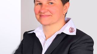 Svetlana Putzlacher lässt nicht locker, wenn es darum geht, ihr Autohaus erfolgreicher zu machen. Erst recht, wenn es um die Online-Präsenz der Fahrzeugangebote geht. (Autohaus Putzlacher)