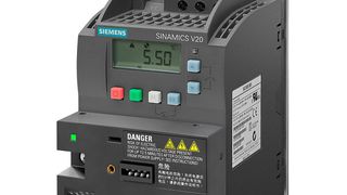 Das Sinamics-V20-I/O-Modul wird per Plug-and-Play auf dem Umrichter montiert und bietet zwei zusätzliche Ein- und Ausgabeschnittstellen für jeweils 400 V.  (Siemens)
