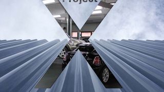 Zink statt Rost: Die neuen Scherenbühnen sind feuerverzinkt. (Foto: BlitzRotary)