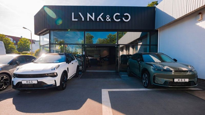 Auch in Dresden ist Lynk & Co jetzt vertreten. Die MGS Motor Gruppe Sticht hat Ende Mai einen Showroom für die Marke eröffnet. (Bild: Lynk & Co)