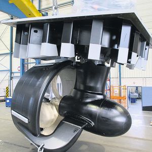 Das Unterwassergehäuse für einen Schiffsantrieb besteht aus besonders widerstandsfähiger Ni-Resist-Legierung.