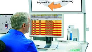 Optimale Grundlage für die unmittelbare und verlustfreie Weitergabe ist der Einsatz von aufeinander abgestimmten Komponenten auf allen Ebenen einer Anlage. So kann der Alarm über eindeutig definierte Schnittstellen durch die verschiedenen Ebenen gereicht werden.  (Bild: Siemens; [M]-Frank)