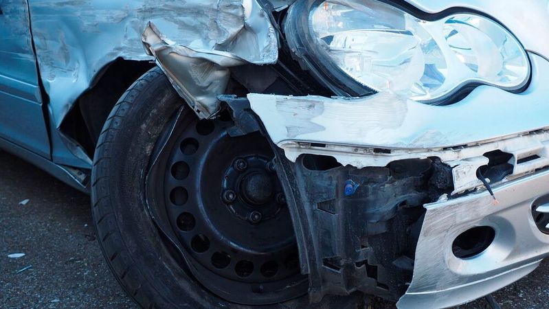 Zukünftig müssen bei der Reparatur an der Karosserie von Fahrzeugen keine Originalteile der Hersteller mehr verwendet werden, sofern für das Designrecht nicht der Bestandsschutz greift.(Bild:  gemeinfrei /  Pixabay)