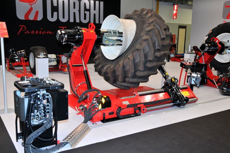 Die „HD 1800 Hydrus“ von Corghi wird ab Ende 2017 lieferbar sein. (ASE-Corghi)