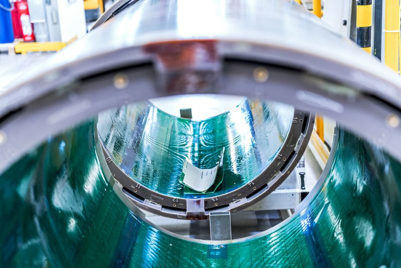 Bisher sind Geräte, die über eine extrem hohe Auflösung verfügen, in der Grundlagenforschung im Einsatz, denn die aufwändige Technik machen die Geräte groß, schwer und kompliziert.  (Deutscher Zukunftspreis/Ansgar Pudenz)