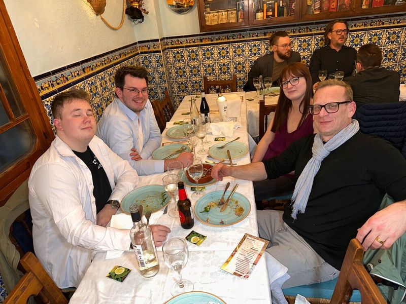 (v. l.) Devin Hohman und Niels Werning, Johannes Hage und Vanessa Willmann (Kleinhempel).  (Bild: Vogel IT-Medien)