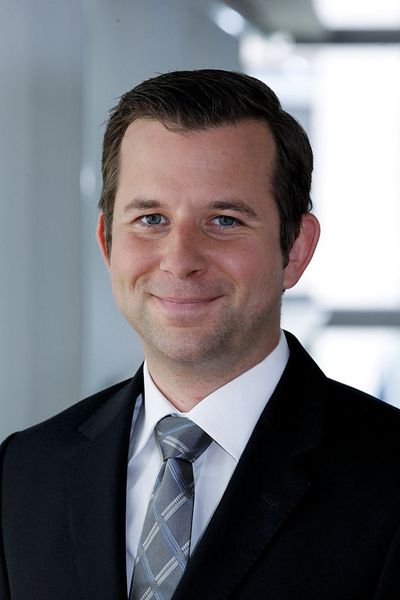 Michael Alt, Commerzbank AG, Frankfurt: „In Zeiten akuter Volatilität – also stark schwankender Preise – geben wir unseren Kunden die Möglichkeit, Preissicherheit nicht nur im Kupfermarkt, sondern auch in allen  anderen Märkten zu bekommen.“  (Bild: Commerzbank)