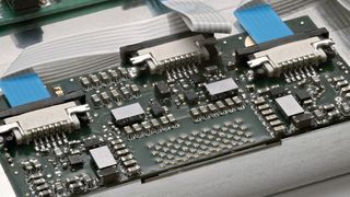 Herzstück des Lidar-Systems aus dem Ferdinand-Braun-Institut, Berlin, die kompakte Diodenlaser-Pulsquelle aus der PLS-flex-Reihe eignet sich für Lidar-Anwendungen für die  Navigation von Autos. (FBH/Schurian.com)