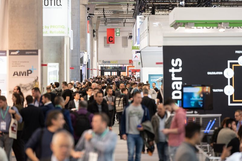 Mit rund 34.500 Besuchern kamen noch einmal über 28 Prozent mehr Besucher als im Vorjahr. Damit bleibt die Formnext die am schnellsten wachsende Fachmesse in Europa. (Mathias Kutt / Mesago)