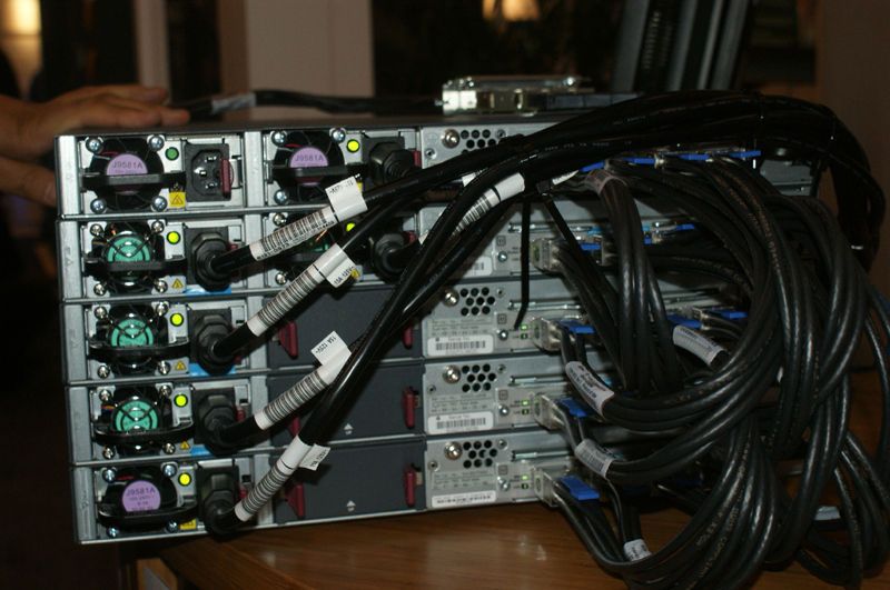 Die Rückseite des neuen Flex-Campus-Equipments von HP auf dem Interop-Messestand des Herstellers; Bild: Ostler (Archiv: Vogel Business Media)