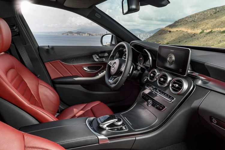 Die Designer haben sich die Architektur der Mercedes-Sportwagen zum Vorbild genommen. (Foto: Daimler)