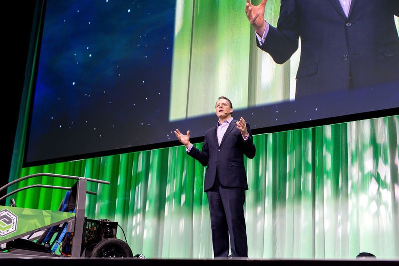 Das Programm ist gespickt mit Präsentationen zu innovativen Produkten, informativer Kundenberichte, spannender Keynotes und vielfältiger Gelegenheiten zum Networking. (PTC)