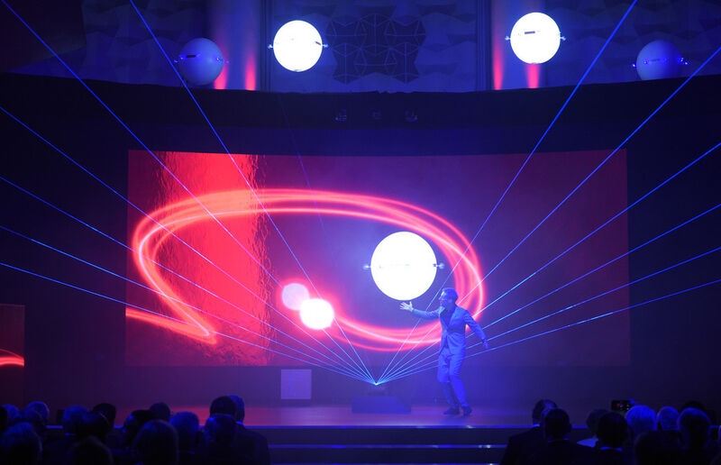 Eröffnungsfeier der Hannover Messe am 12. April 2015 im Hannover Congress Centrum, Show Act / Performance (Bild: Deutsche Messe)