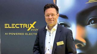 Dr. Axel Zein, Geschäftsführer von WSCAD: Im Interview erläutert er auf der SPS, wie lokale KI-Modelle aus Schaltplänen automatisch komplette Schaltschrankentwürfe erzeugen. (Bild: mc/VCG)