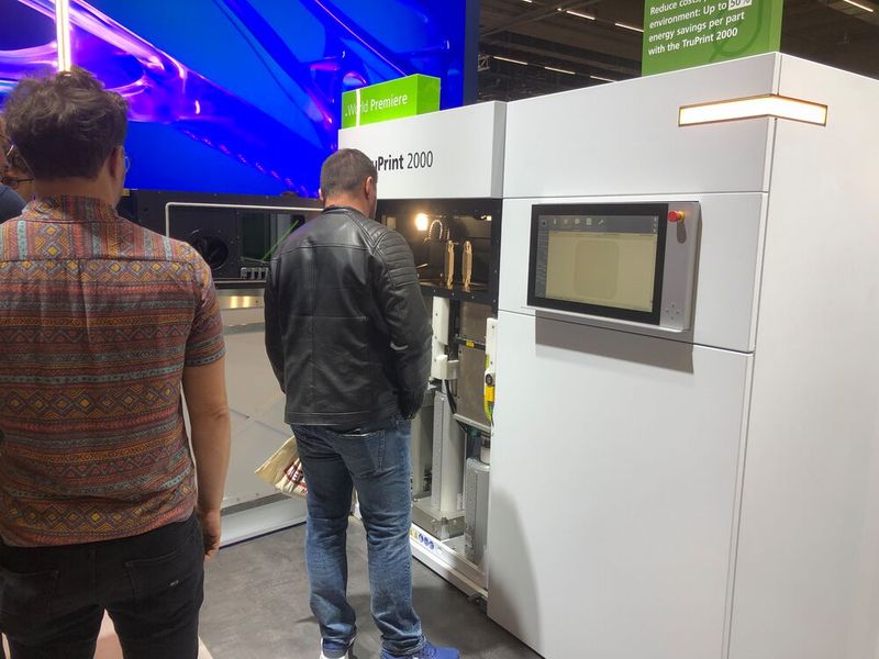 Ein Messehighlight am Stand von Trumpf war der 3D-Drucker TruPrint 2000. (Bild: VCG/Juliana Pfeiffer)