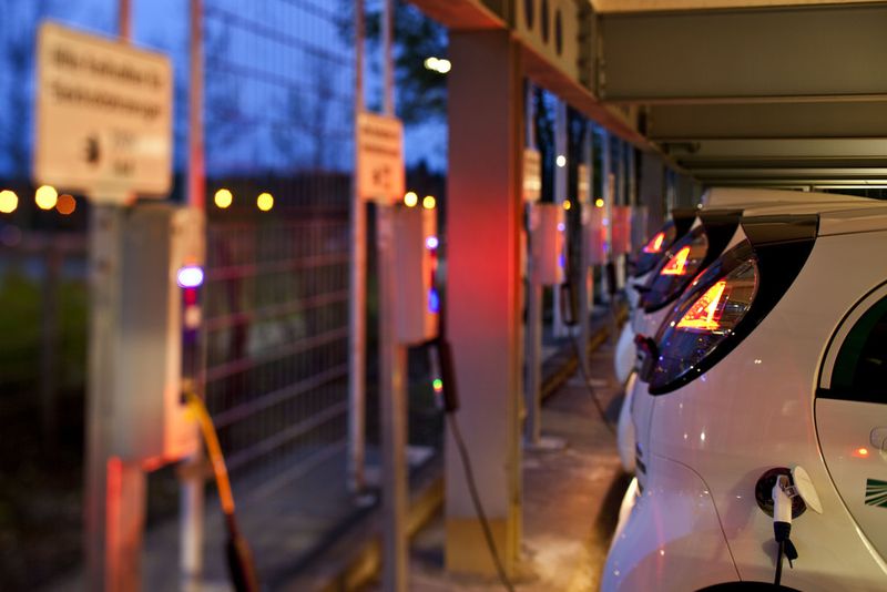 Als modulare Container-Lösung umgesetzt, lässt sich das System in industrieller Serienproduktion produzieren und ohne großen Aufwand flächendeckend aufbauen. (Bild: Fraunhofer IAO)