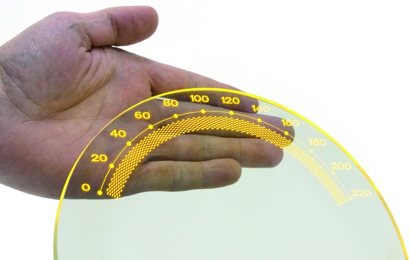 Transparentes EL-Display auf Glassubstrat: Vielfältige Einsatzmöglichkeiten durch robuste Mechanik, gute Ablesbarkeit und hohe Lebensdauer (Archiv: Vogel Business Media)