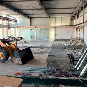 Der Betrieb musste so nur eine kurze Zeit unterbrochen werden.(Bild:  Anders Automobile)