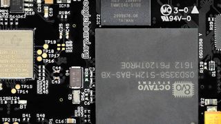 BeagleBone Black Wireless: Linux-PC-Board mit 2,4-GHz-802.11b/g/n Wi-Fi, Bluetooth und etlichen I/Os für Sensor- und Steuerungsanwendungen.  (RS Components)